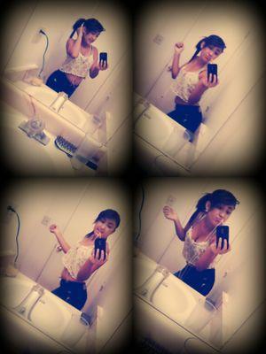 Vanessaa530's profile picture. I Love To Partyyy & Drink