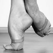 dancerstruggle1's profile picture. the daily life of a dancer #dancerstruggles