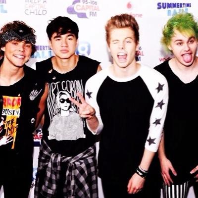 Go follow @juliacenteno22 she will follow back.