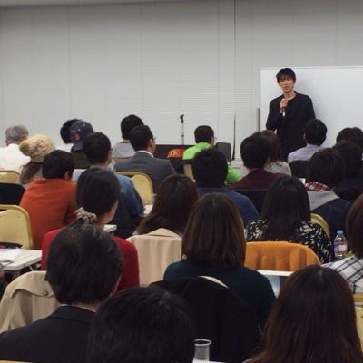 SNSでの人との繋がりに感動しています。 たくさんの方々と交流し お互いの価値観を広げたり 有益な情報をシェアしあえればと思います^ ^