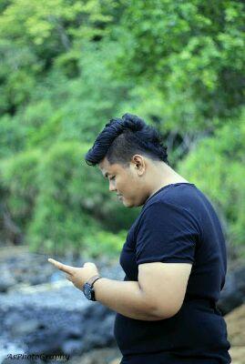 pampam_dominic's profile picture. I life for my wife,  ulin kharisma. madridista.