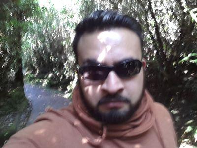 aahm84's profile picture. Puma de corazón azul y piel dorada, empirista de profesión, mas que en Dios creo en mis dos manos y en lo que pueden hacer...