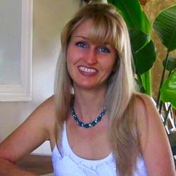 Dr Carolee Johnson I am an Energy Healer with the Quantum Techniques Healing team. Receive deep emotional and physical healing! http://t.co/hKs335vJzL