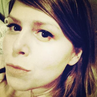 Arts educator. Adopted Brummie. Lover of coffee, cats and cocktails.