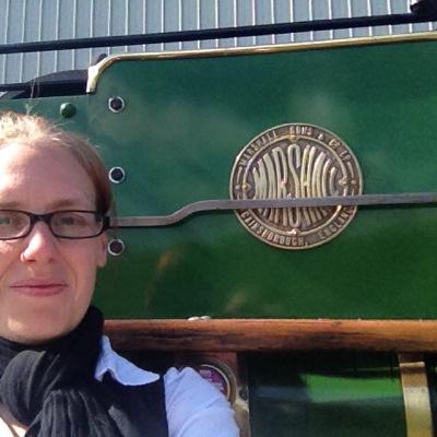 im a steampunk and a geek who likes anything steam :)