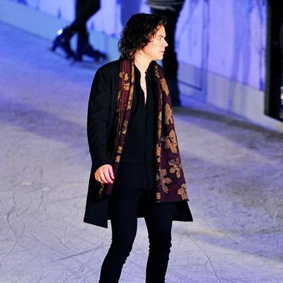 please follow @jawdropharry thaaaanks. xx