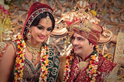 All d updates about NISHA RAWAL MEHRA & KARAN MEHRA...follow real karan mehra at @_KaranMehra and real Nisha Rawal at @nisharawal !!!!!Both follow us too!!