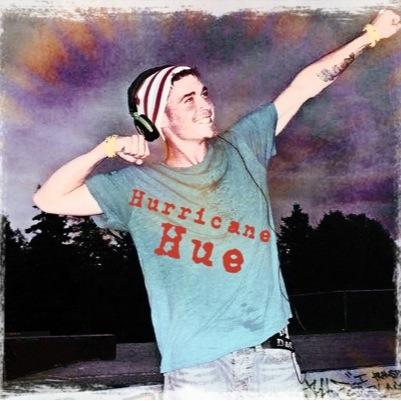 I am an east coast musician who loves to rap, ive been doing it for fun for alot of years and recently decided to pursue my dream, hip hops my life