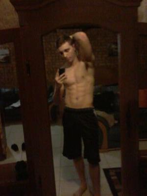 19/ 1.87m. play urban club football. love music training.random,weird