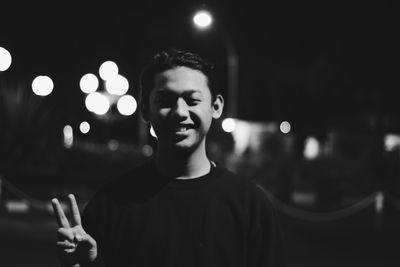 @FIRSTINCOMMAND_ | YouthxProject Bootleg & Band Merchandise