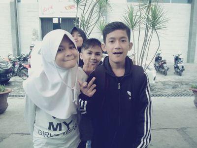 sifa ainun afrilia ({})