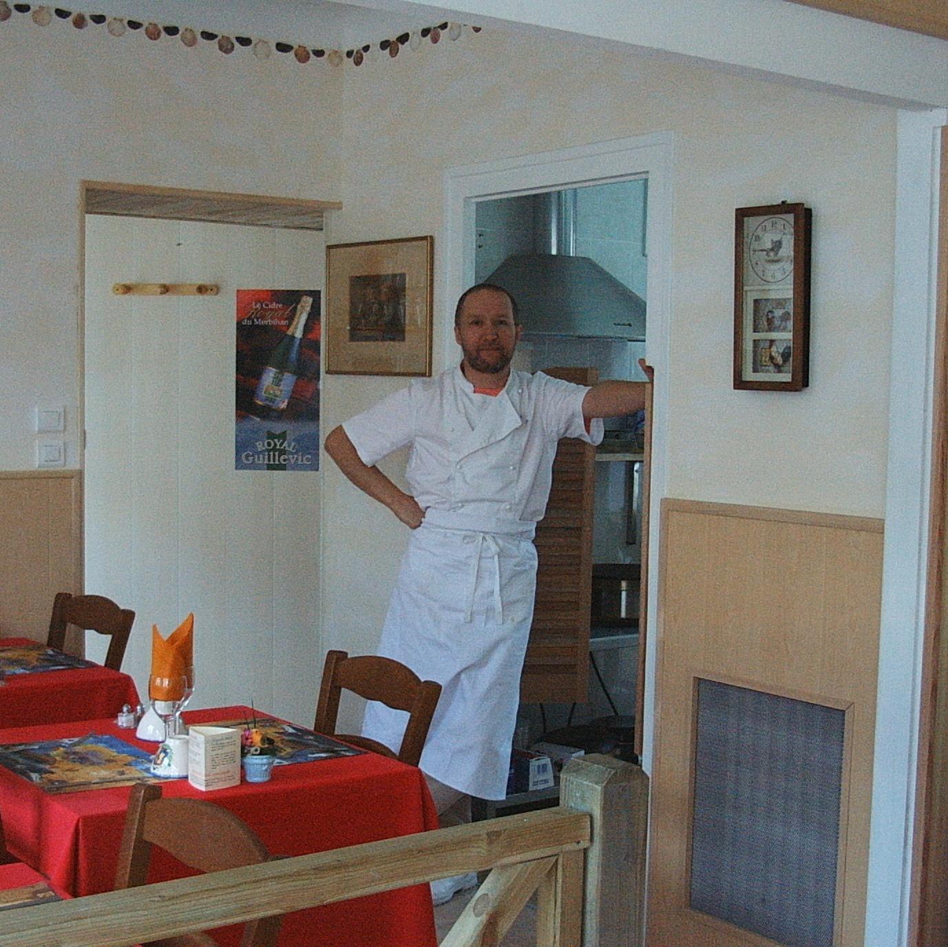 ouvrirunrestau's profile picture. Créateur d'un restaurant dans une ancienne boucherie, j'aide aujourd'hui ceux qui se lancent dans l'aventure...