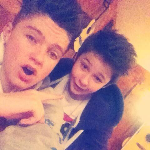 read_bio_tweet's profile picture. 