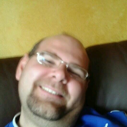 FoxredDaniele's profile picture. 