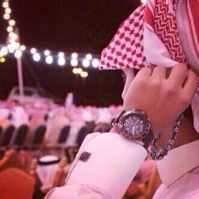 السَعَادَة قَرار بِيَدِك .. وَلَيْس شُعُور يَأتِيك مِن غَيْرِك .
عشقي الهلال