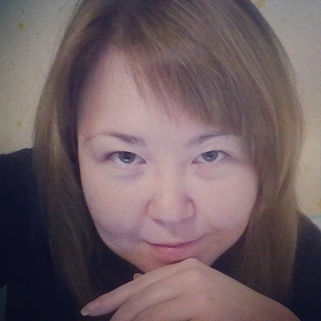 Надо хранить верность. Верность слову, обязательствам, другим, себе самому. Надо быть из тех людей, которые никогда не подводят.