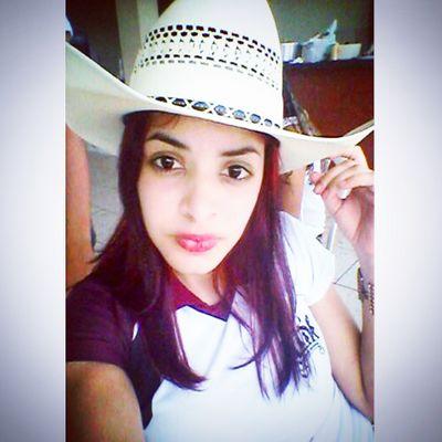 Sabrinecrvlh's profile picture. 