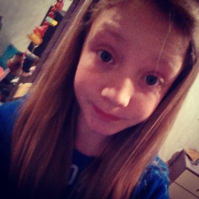 sierrawalker231's profile picture. walking through life trying not to trip, because if I do trip my life would be messed up.