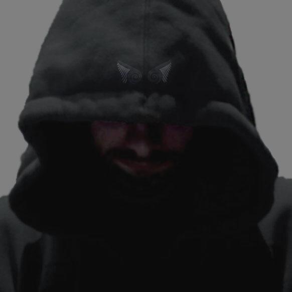 Las caídas son solo la obertura del dolor que viene, y yo soy el dolor que viene.