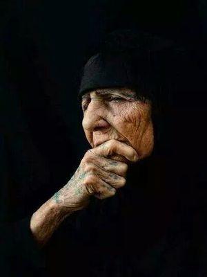 ‏أجيب الفرح حتى افرح وياك وانت تجيب ضيم الله وتجيني