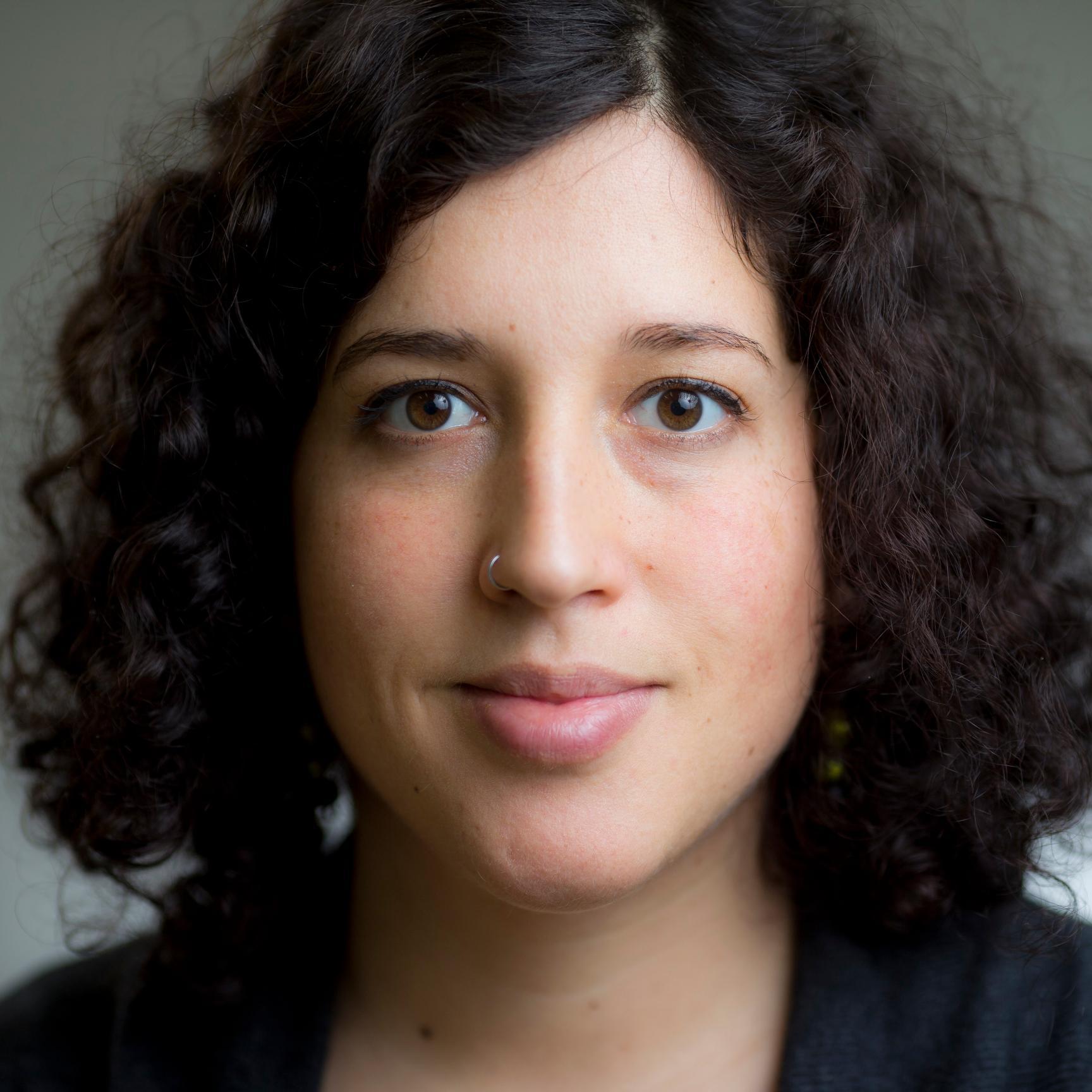 daniela_singhal's profile picture. Writer, photographer, musician, Yogi.