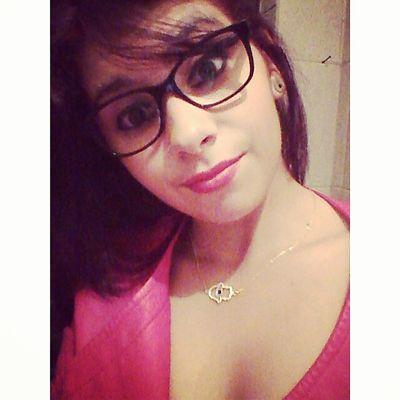 ♥  -   Siga -me  19 aninhos,sem juízo,festeira,simpática, extrovertida,ciumenta,louca;D