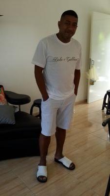 romero7022's profile picture. vendo ropa de dama en el cementerio