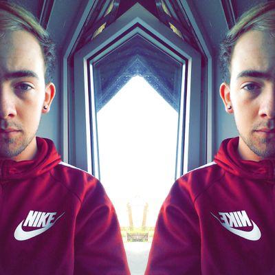 Follow and i will follow back, 16, carlton