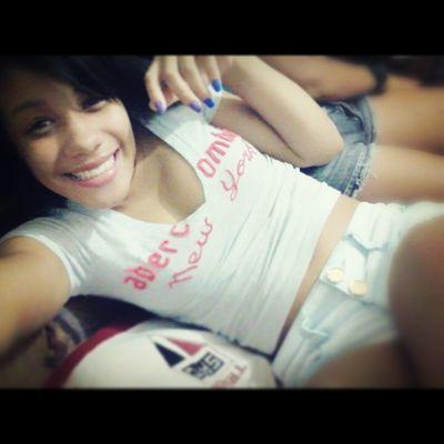 ⚡ Senhor me faça forte pra continuar, não me deixe fraquejar. Me guie onde eu for, me livre do perigo, do meu caminho afaste o inimigo!  ‏