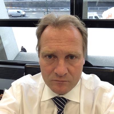 Managing Director / Retail&Private Banking - ING Belgium, maried & father of 3 children, president UBA, vice President of Efma
