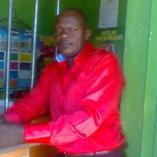 RMukab's profile picture. Never mind