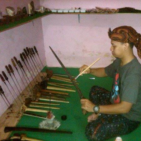 david_syahdana's profile picture. sejatinya hidup itu hidup yang tak pernah mati