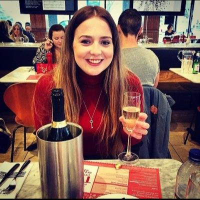 VIKKKI_T's profile picture. 