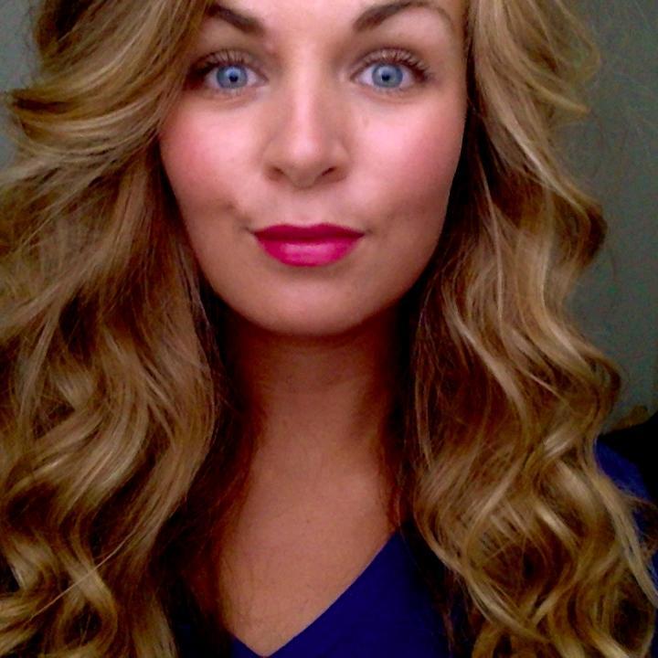 Girashakira's profile picture. Studerer medisin i Bartebyen, ellers perfeksjonerer jeg kunsten å tegne bart med fettfarger.