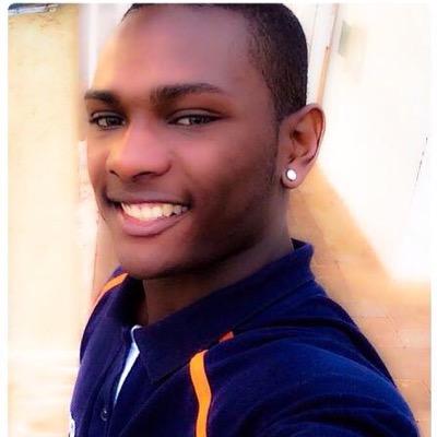 Esqueça o passado e vem viver o presente comigo.                                                                              http://t.co/Ticpd5wChF