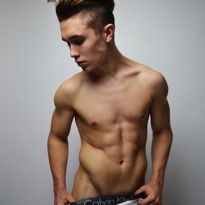 officialLF1's profile picture. Hacked at 131k 
Instagram | @LiamFerrariOfficial1