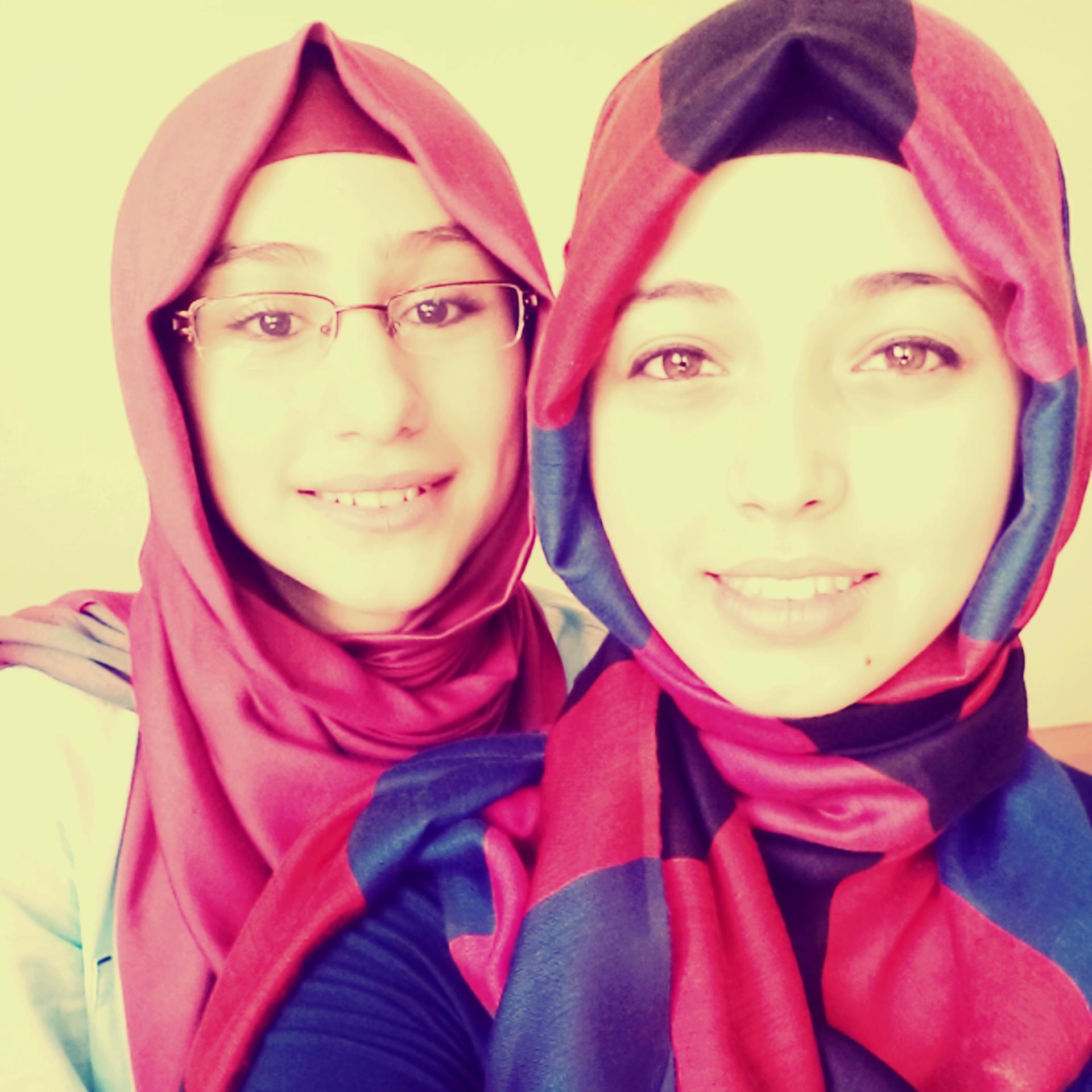 Buzdolabının yumurtalığına konan yarım limon gibiyim. #Takipedenitakipederim