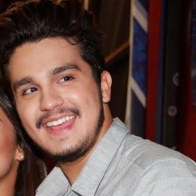 Acredite em seus sonhos, sempre com Deus na frente de tudo, pois só quem sonha, consegue alcançar. PARÇAS LS 09/10/11 31/10/13 @luansantana