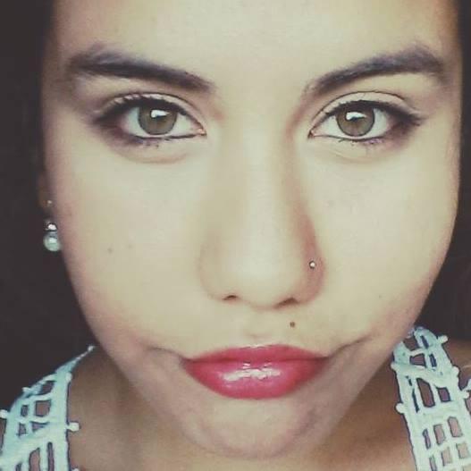 Hoooola♥ CHICA GUAPA, arriesgate, hoy es el dia! baila-canta estirate-relajate, no seas buena, SE HUMANA, se optimista, SE FEEEELIZ! Leolina♡