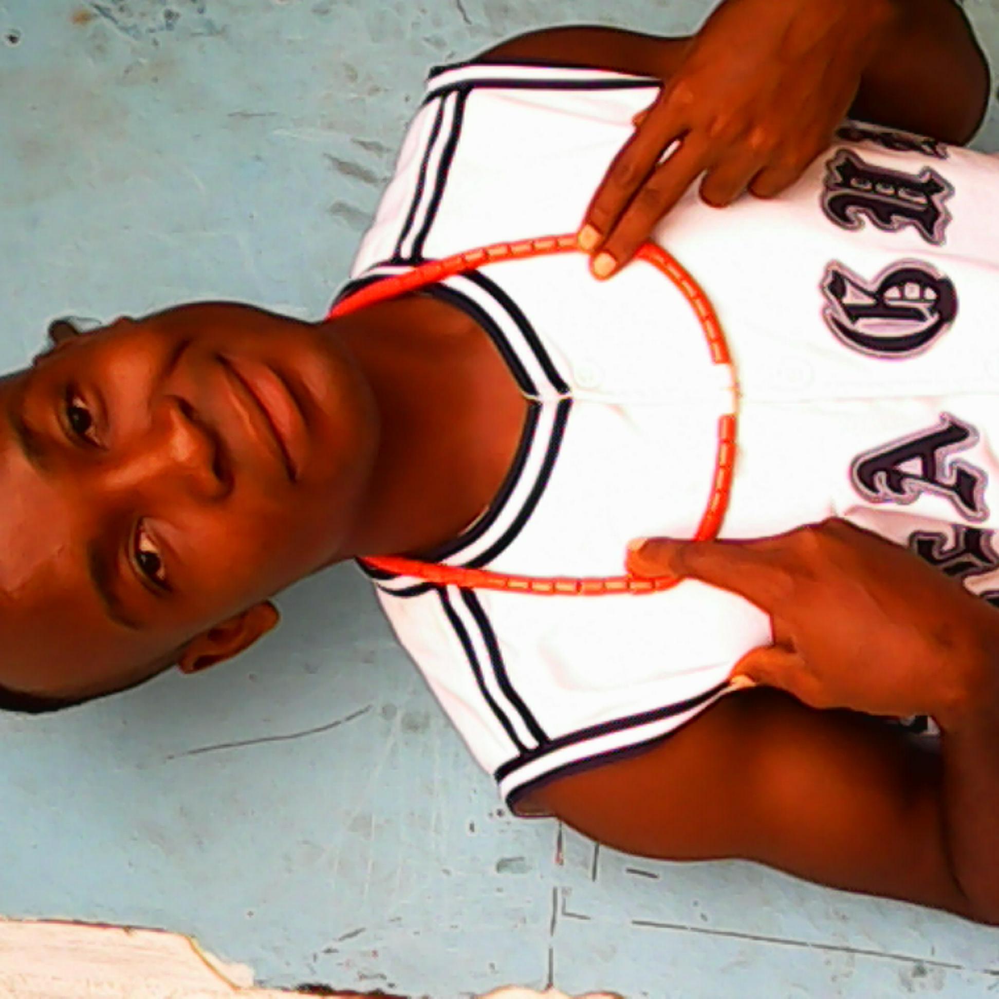 i am streeta nwa a music producer,song writer ,composer,lyrist,ODUMSWORLD RECORDS C.E.O,I LUV MY DETINY SO MUCH.