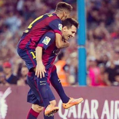 me gusta el futbol :3 mis jugadores favortios son messi y neymar