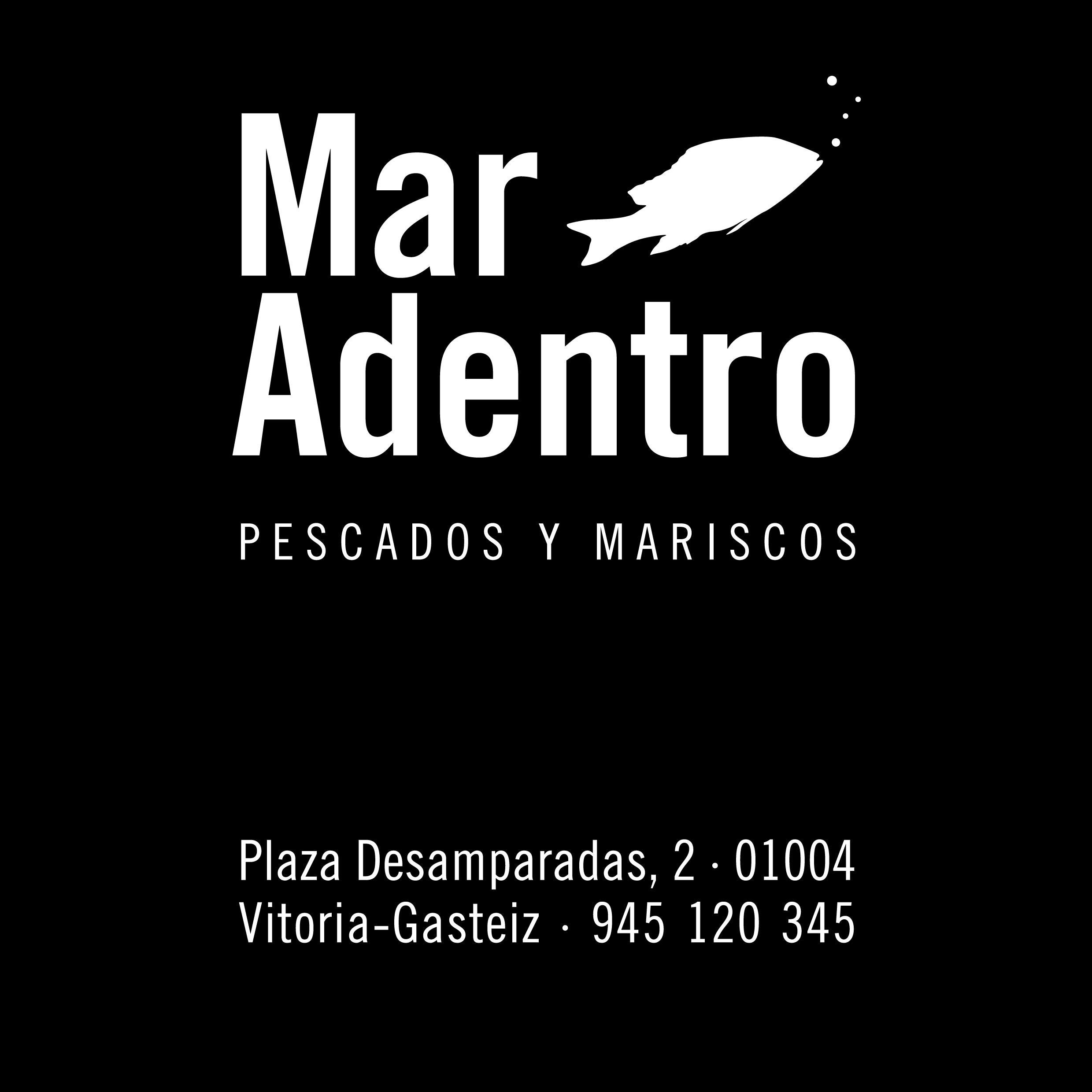 Pescadería en Vitoria, pescado fresco salvaje. Trabajamos con todos los puertos del cantábrico buscando las mejores piezas para ti. Tlf: 945 120 345