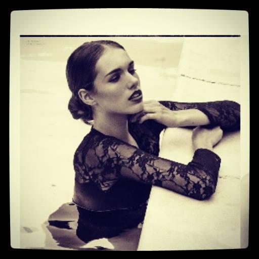 Just an ordinary girl with a special job (model) =). Follow me on instagram @juliette_erve