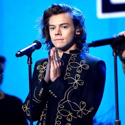 i ship larry all i need to say...
 Directioner for life!  
                               larry af