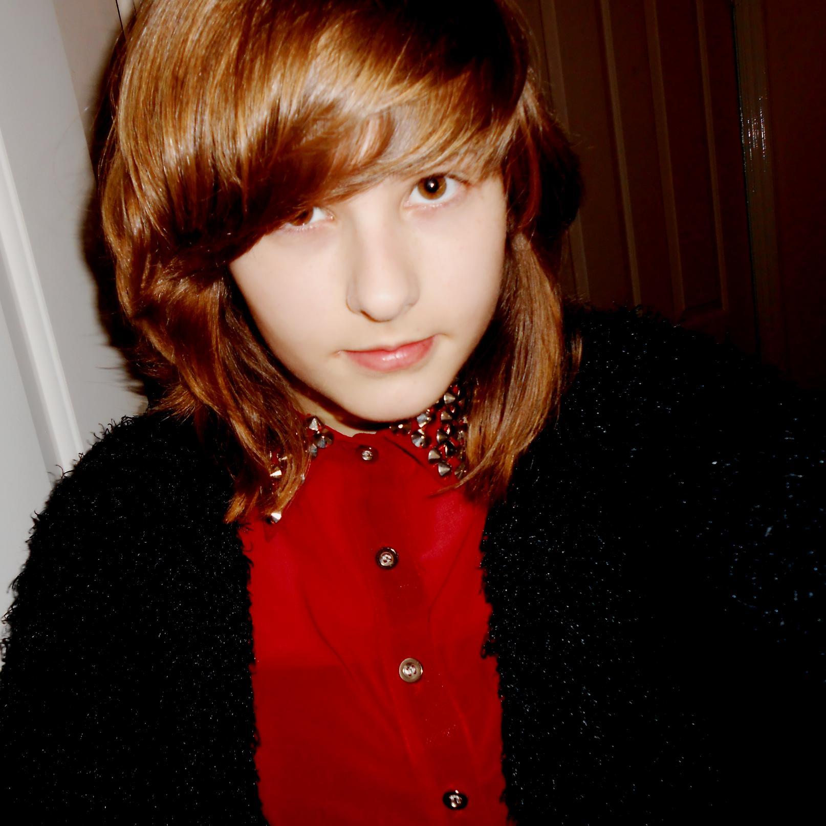16 ~ British ~ #ScienceGeek ~ obsessed with @RE_Games ~ love @WalkingDead_AMC  ~ @TOADM ~ #AnimeFreak  ~ #Markiplite ~ @markiplier