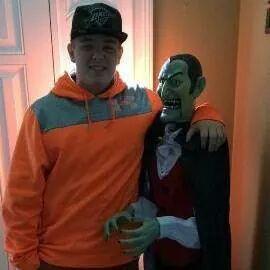 nickfitz56's profile picture. Fast Cars, Faster life.®
~Nothing was the same. 
Single, class of 2016
future mechanic at Delhi University