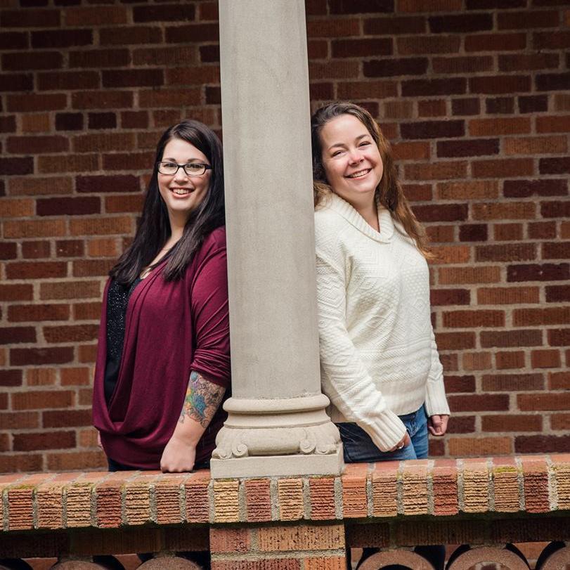 FullHouseRE's profile picture. Hometown REALTORS that love the Oregon life.