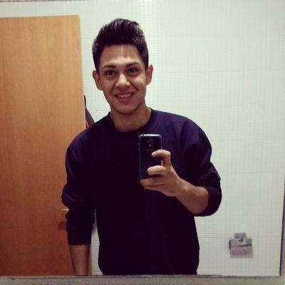 19 - Instagram--» 31_guusjarrinn                                              Apasionado a los leggins y  tangas. Entre romántico y salido.