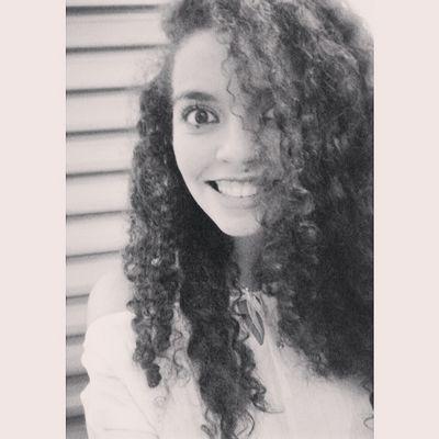 Goiana\Desenhista\16 anos\Estudante\Potterhead\Rock\Feliz :]