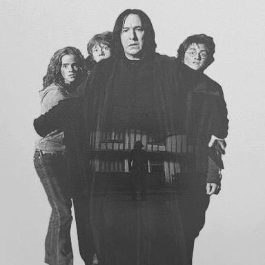 Cuenta dedicada al mundo de Harry Potter. Aqui encontrareis desde fotos hasta frases de tu saga favorita. ¡Siguenos!